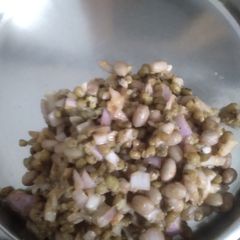 A picture of Peanut moong Salad.