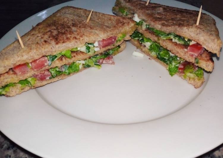 Recipe of Perfect The perfect club sandwich for a working morning