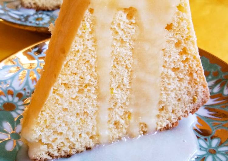 Lemon Cake with Lemon Glaze