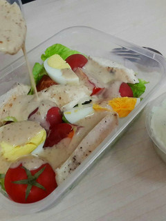 Foto resep Chicken Salad with Mashed Potato and Roasted Sesame dressing