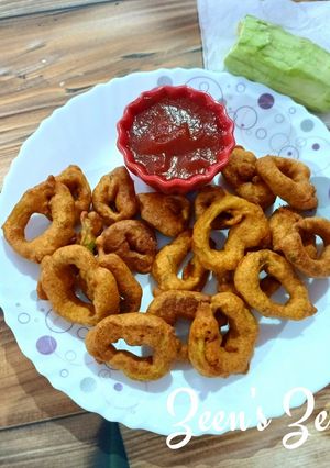 A picture of Snake Gourd Fritters.