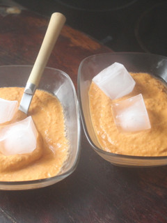 Una foto de Gazpacho de melocotón y tomate