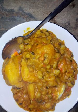 A picture of Beans and yam porridge.