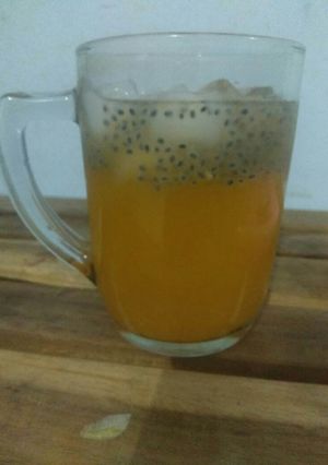 Foto resep Es Jeruk Selasih