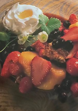 A picture of Grilled fruits with cognac mascarpone.