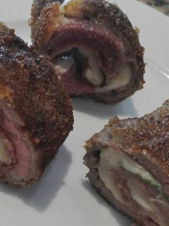 Una foto de Rollitos de ternera con jamón y queso