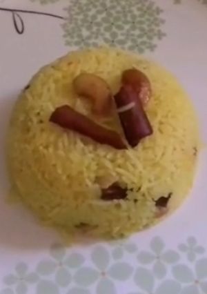 A picture of Basanti pulao.