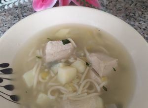 Una foto de Sopa de pollo