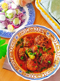 A picture of Lauki Kofta Curry.