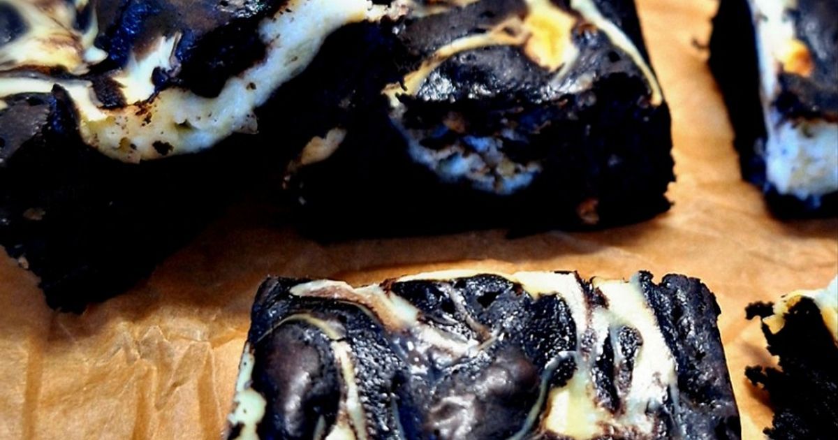 Brown Butter Fudgy Cheese Brownie