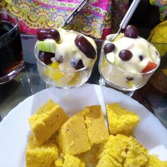 A picture of Fruit custard.