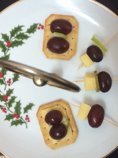 A picture of Simple Grape Appetizers.
