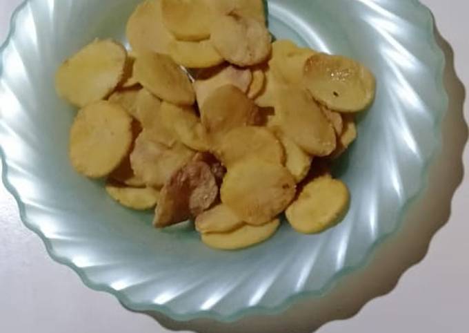 Bagaimana Menyiapkan Kentang goreng krispi camilan si buah hati 🥰 Anti Gagal