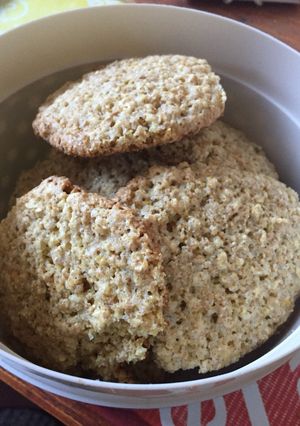 Una foto de Galletas de avena y harina integral