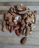 Nueces con hierbas