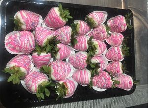 Una foto de 🍓Fresas cubiertas con chocolate blanco