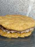 Galletas/alfajor de Algarroba con Harina de Garbanzo