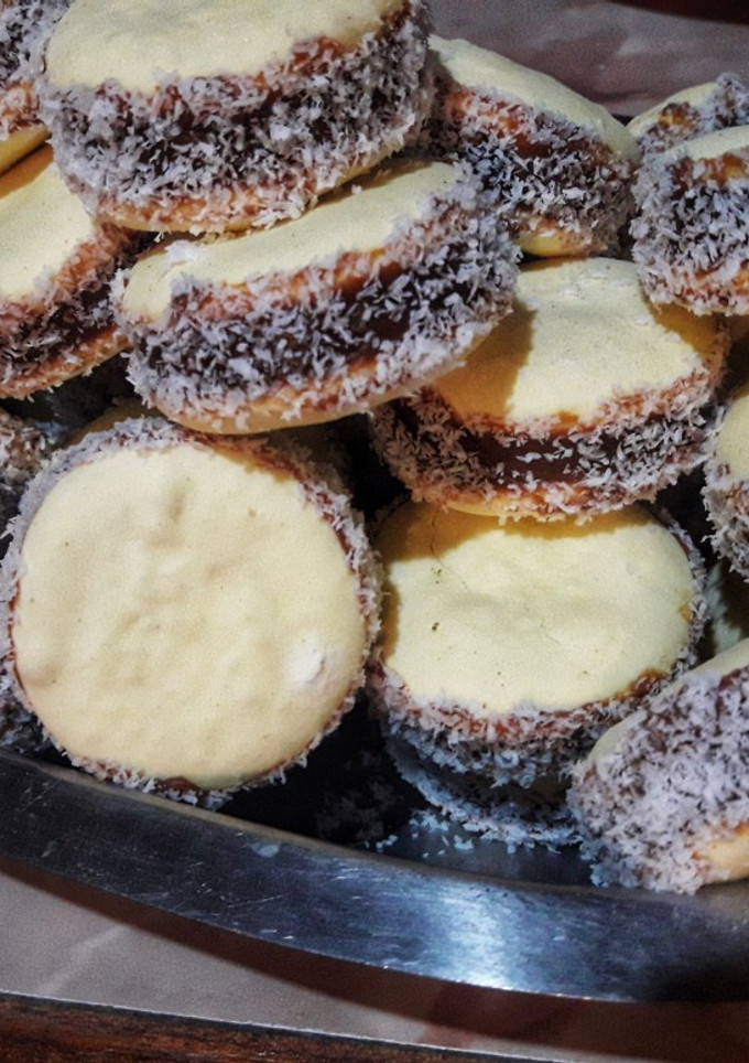 Una foto de Alfajores de maicena tipo panadería