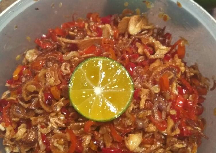 Langkah Mudah untuk Membuat Sambal embe yang Bisa Manjain Lidah