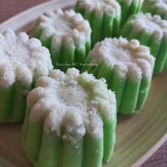 Putu Ayu (Jajanan Tradisional) রেসিপির প্রধান ছবি