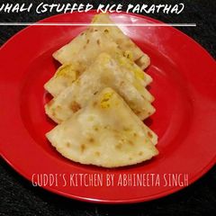 A picture of Suhali (stuffed rice paratha).