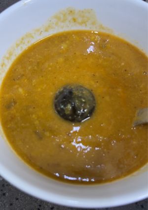 صورة لوصفة (شوربة الفريكة باللحمة)