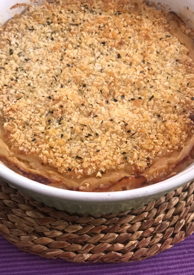 Una foto de Pastel sencillo de patatas y carne