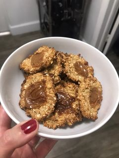 Una foto de Económicas galletitas de avena y banana sin harina
