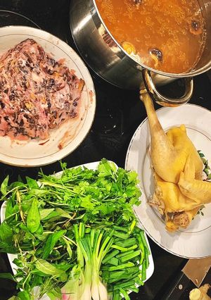 Hình của món Phở gà mọc.