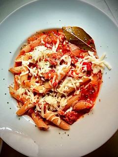 Una foto de Macarrones Napolitanos “alGusto”