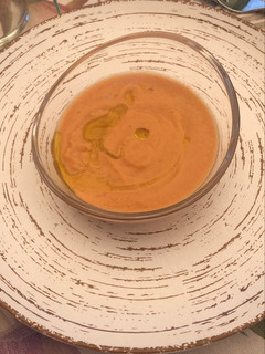 Una foto de Gazpacho de mango