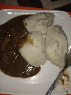 A picture of Tuwon semo da miyan busashshen kubewa.
