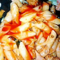 A picture of Penne Pasta.