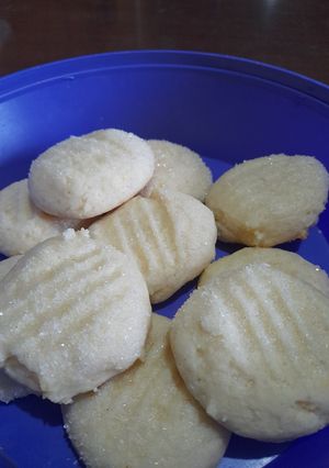 Una foto de Galletas de limón 🍋(sin manteca)