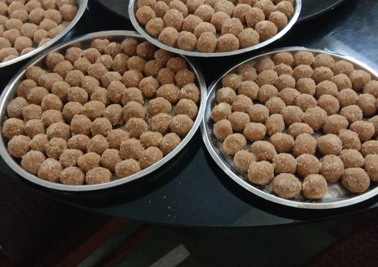Steps to Make Ultimate Atta and Gud ke Laddu