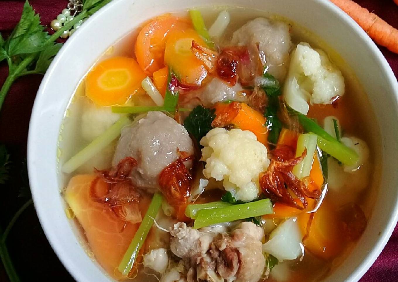 Sop pentol dg ayam brokoli