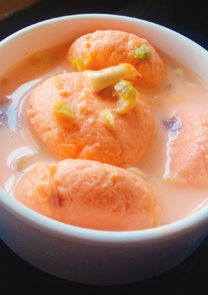 காரட் ரசமலாய் செய்முறை முக்கிய புகைப்படம்