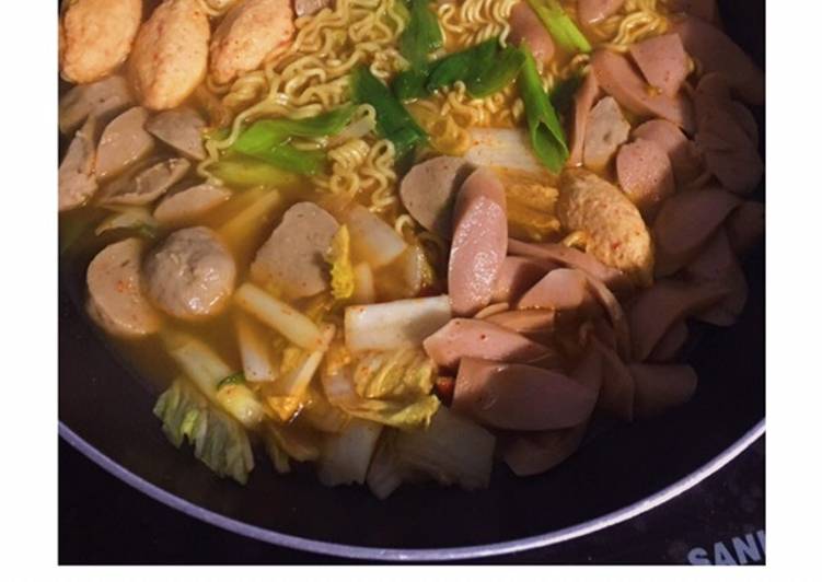 Recipe: Appetizing Budae Jjigae - Sederhana✨