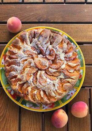 A picture of Apricot summer pie!.
