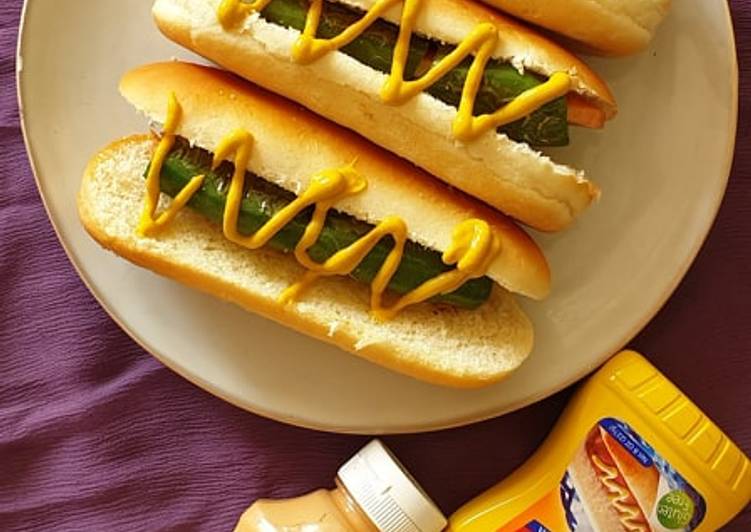 Steps to Prepare Appetizing Spicy Hotdog Buns