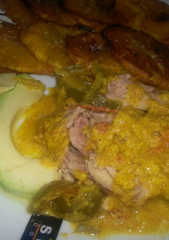Una foto de Bonito en salsa de coco