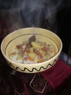 Sonkás burgonyaleves recept fotója