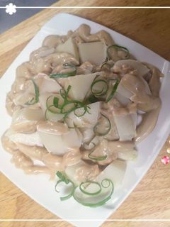蒜味涼筍沙拉 的食譜成品照片