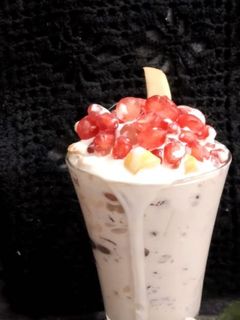 A picture of Creamy Fruit Chaat.