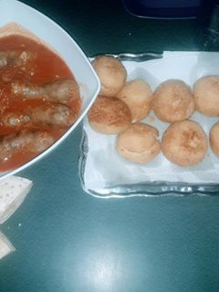 Una foto de Bombas de papas con queso!!!!🤗🤗🤗🤗