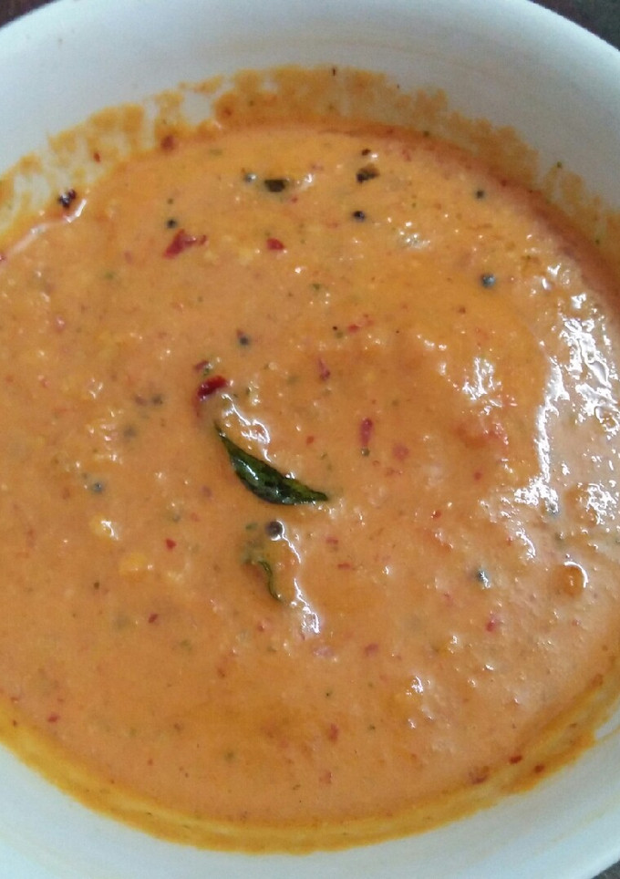 பூண்டு வதக்கு சட்னி (Garlic chutney) செய்முறை முக்கிய புகைப்படம்