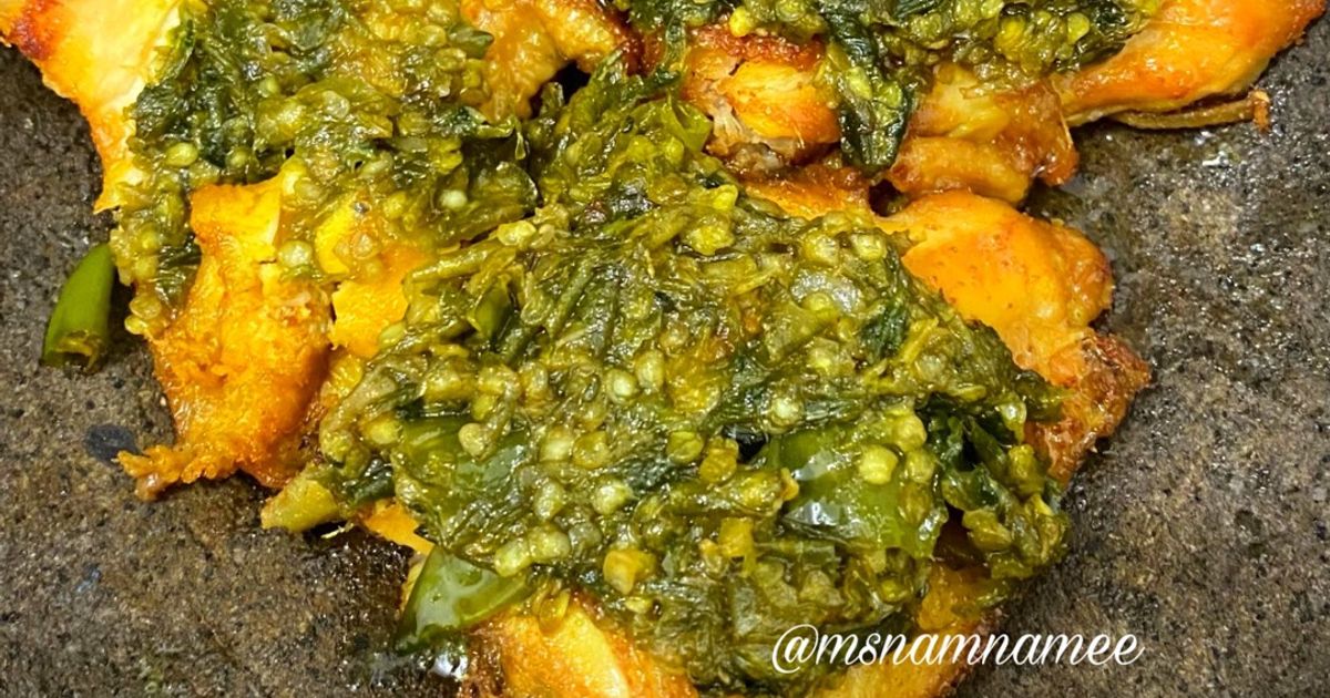 Ungkepan ayam goreng ala kang pecel ayam / ayam geprek sambal hijau