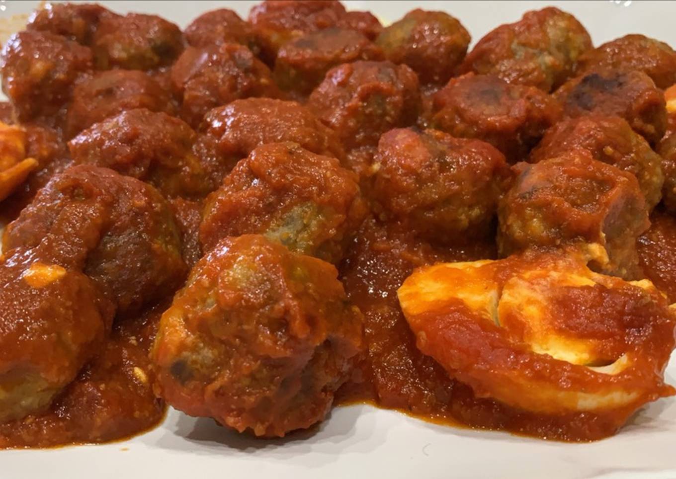 Albóndigas con salsa de tomate
