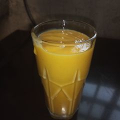 A picture of Mango banana smoothie.