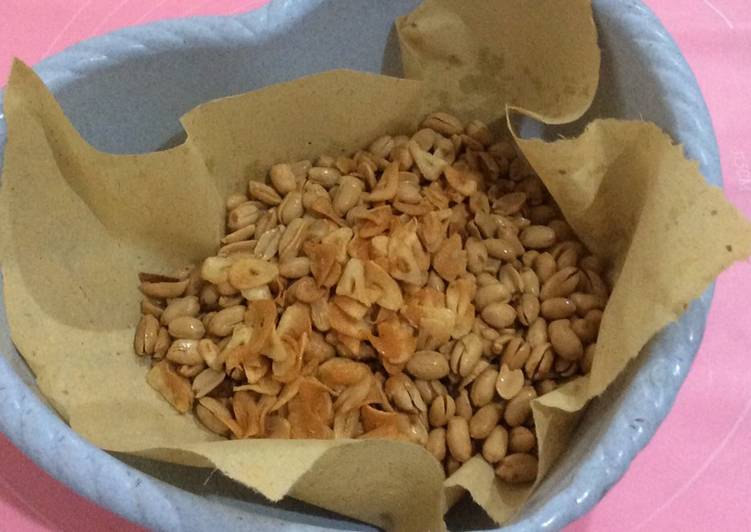 Cara Menyiapkan Kacang Bawang yang Bikin Ngiler!